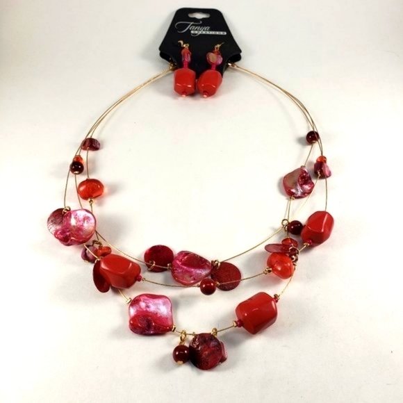 20'-inch Multi-Strand Illusion Necklace – Gold & Red Seashell Beads w/ Earrings - Picture 8 of 12